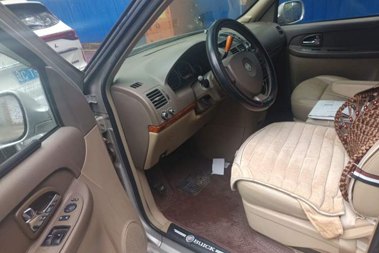 Used Buick GL8 2011 2.4L LT Executive Edition Driver Seat