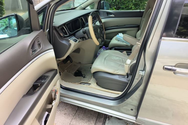 Used Buick GL8 2011 3.0L GT Luxury Business Haoya Edition Driver Seat