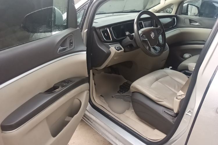 Used Buick GL8 2011 2.4L LT Luxury Business Executive Edition Driver Seat