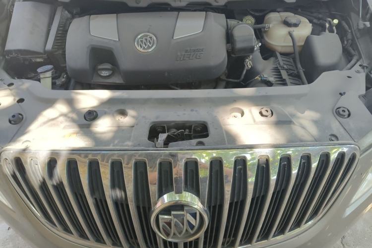 Used Buick GL8 2011 3.0L GT Luxury Business Haoya Edition Engine Bay