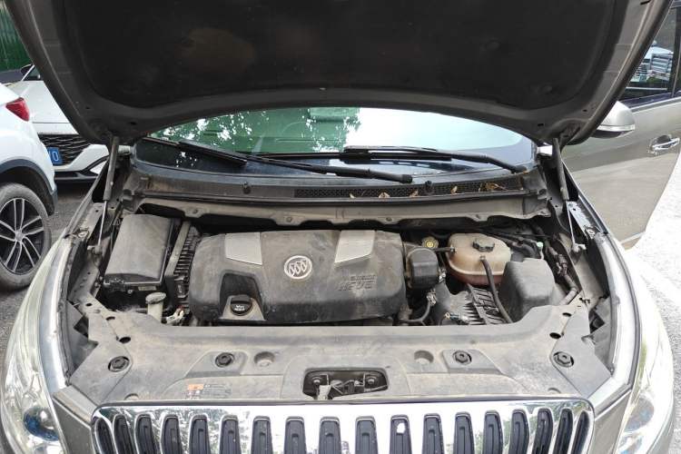 Used Buick GL8 2011 3.0L GT Luxury Business Haoya Edition Engine Bay