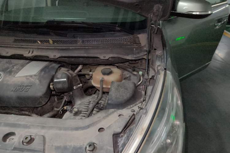 Used Buick GL8 2011 3.0L GT Luxury Business Haoya Edition Engine Bay Left