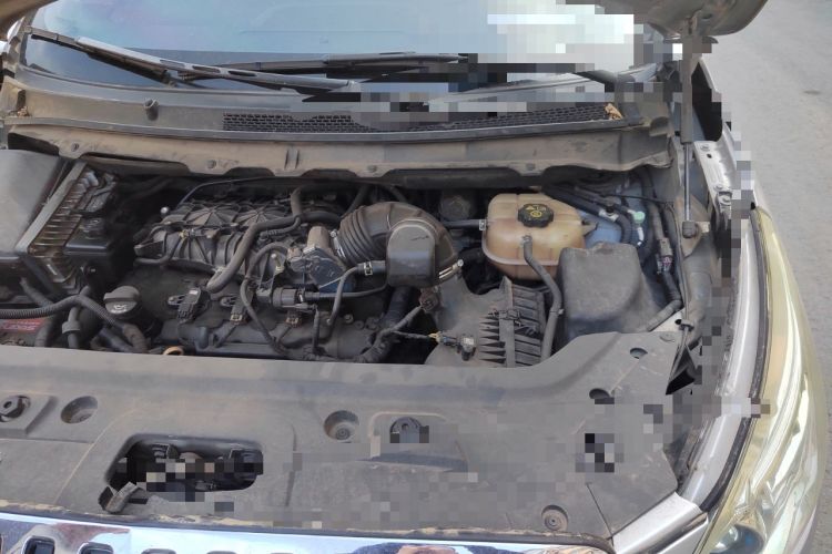Used Buick GL8 2011 3.0L GT Luxury Business Haoya Edition Engine Bay Left