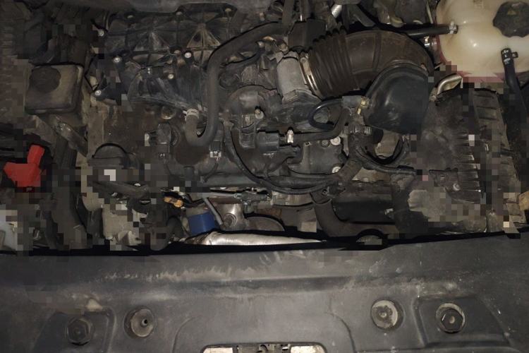Used Buick GL8 2011 3.0L XT Luxury Business Flagship Edition Engine Bay
