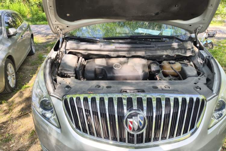 Used Buick GL8 2011 3.0L XT Luxury Business Flagship Edition Engine Bay Right