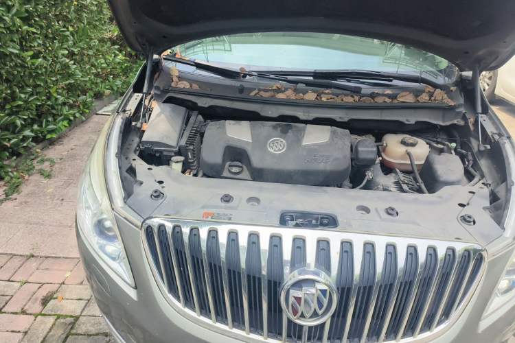 Used Buick GL8 2011 3.0L GT Luxury Business Haoya Edition Engine Bay Right