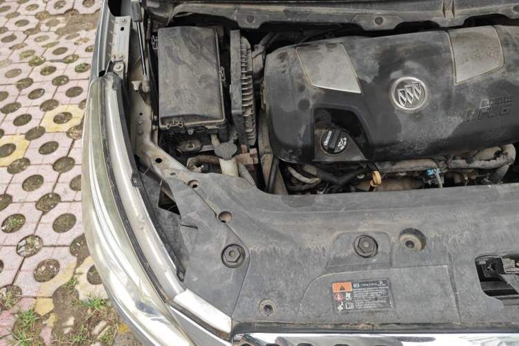 Used Buick GL8 2011 3.0L GT Luxury Business Haoya Edition Engine Bay Right