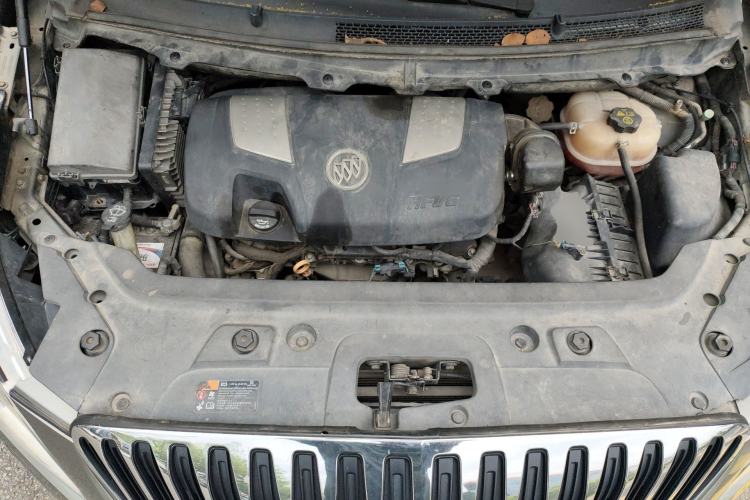 Used Buick GL8 2011 3.0L GT Luxury Business Haoya Edition Engine Bay