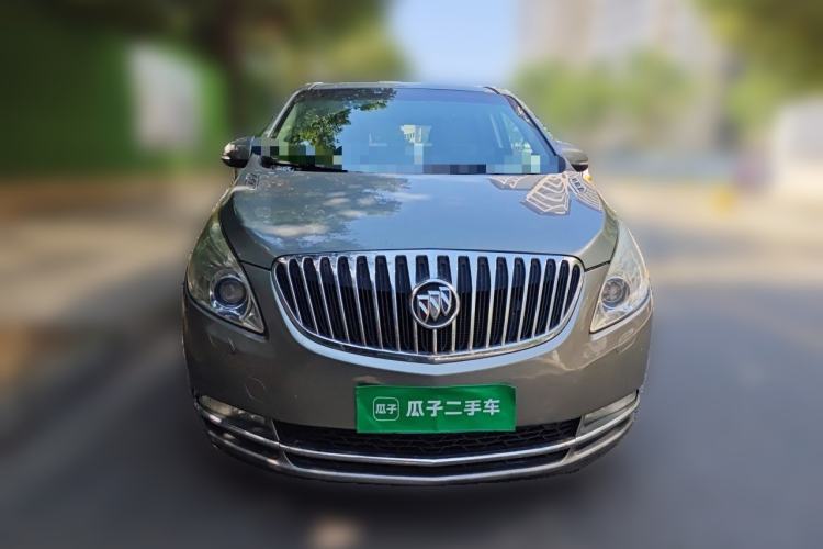 Used Buick GL8 2011 3.0L XT Luxury Business Flagship Edition Front