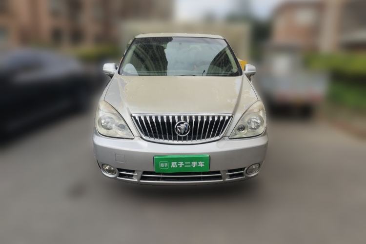 Used Buick GL8 2011 2.4L CT Comfort Edition Front