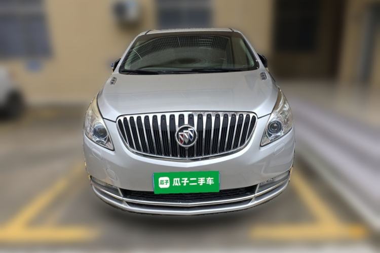 Used Buick GL8 2011 3.0L GT Luxury Business Haoya Edition Front