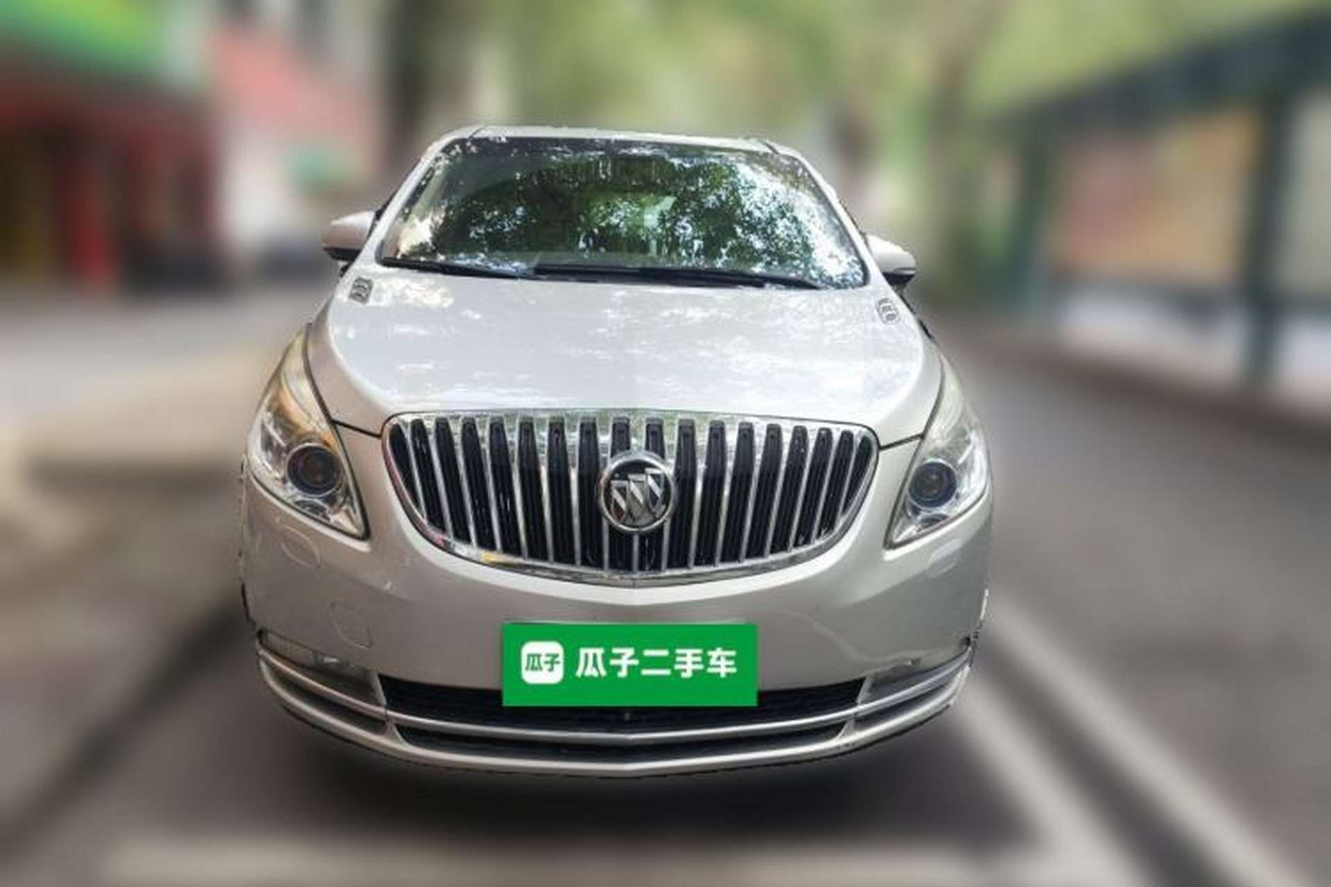 Used Buick GL8 2011 3.0L GT Luxury Business Haoya Edition Front