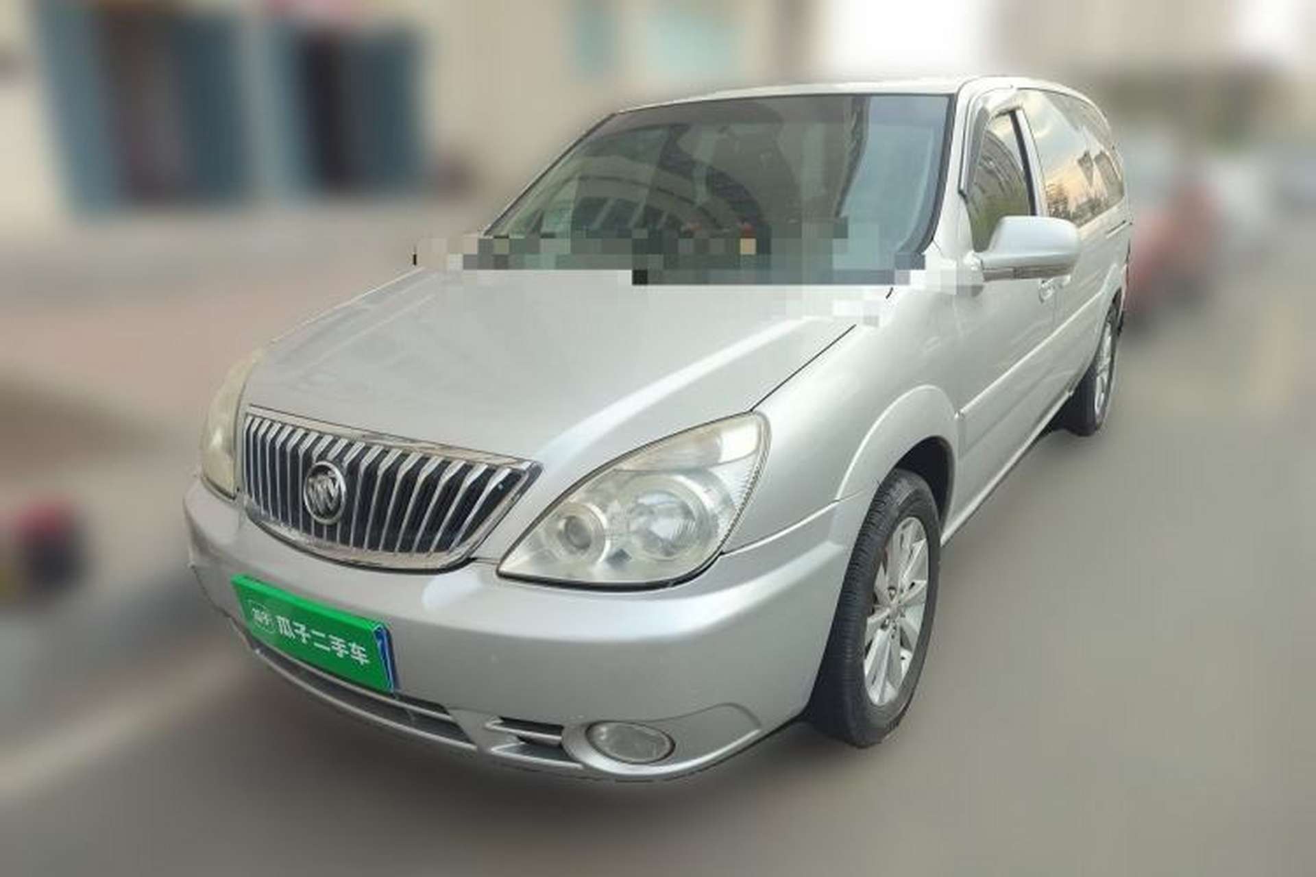 Used Buick GL8 2011 2.4L LT Executive Edition Front Left 45 Deg
