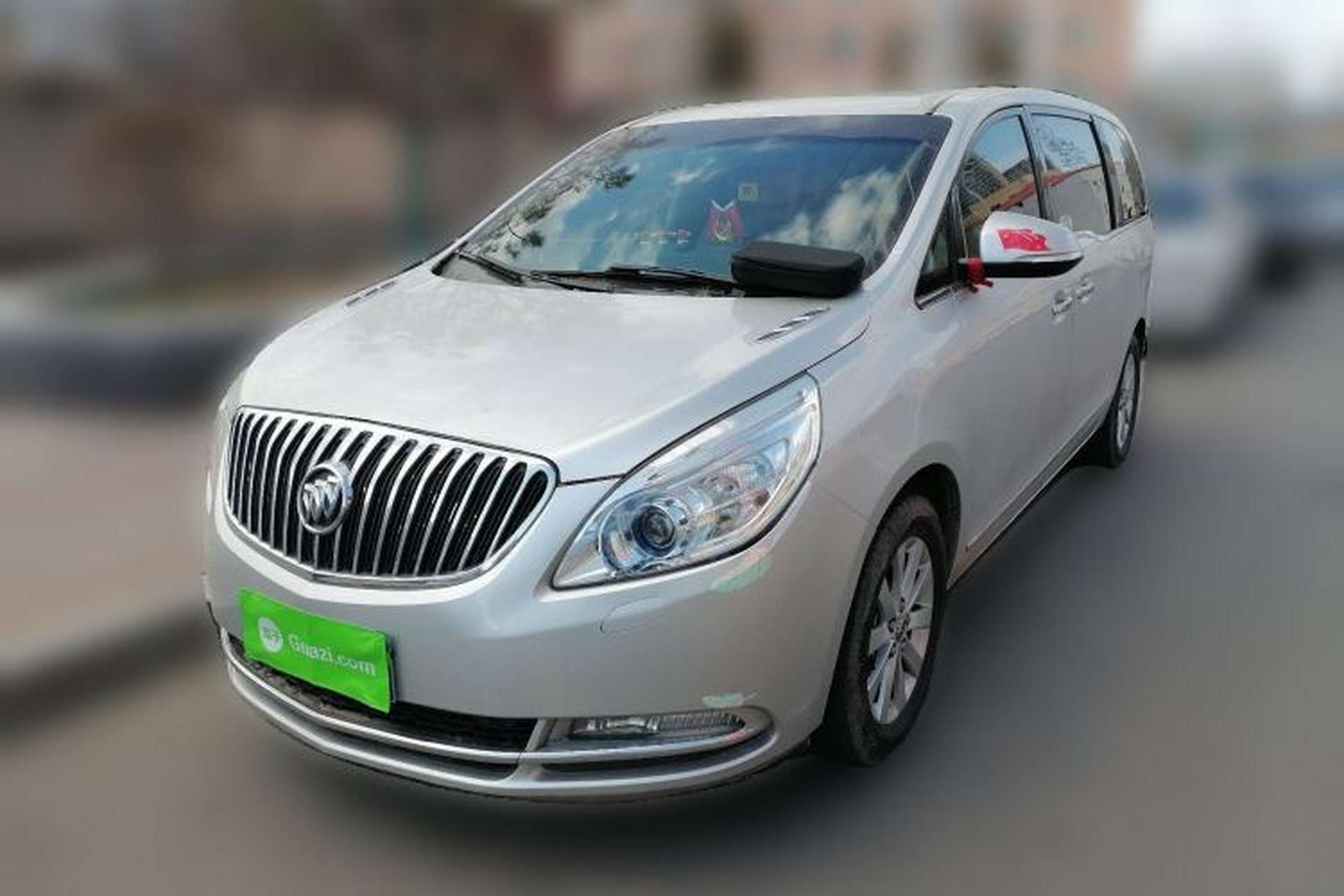 Used Buick GL8 2011 2.4L LT Luxury Business Executive Edition Front Left 45 Deg