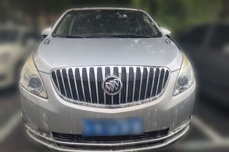 Used Buick GL8 2011 2.4L LT Luxury Business Executive Edition Front