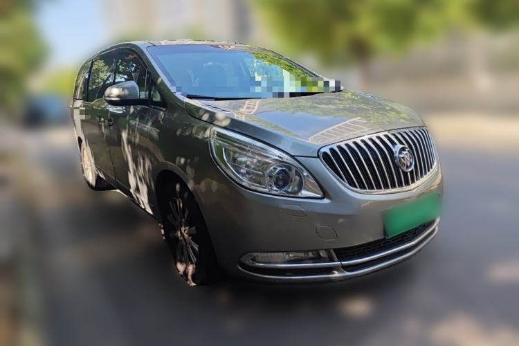 Used Buick GL8 2011 3.0L XT Luxury Business Flagship Edition Front Right 45 Deg