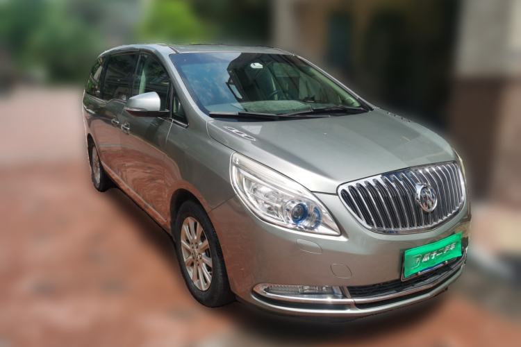 Used Buick GL8 2011 3.0L XT Luxury Business Flagship Edition Front Right 45 Deg