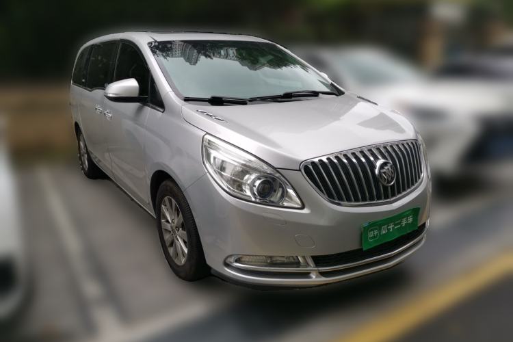 Used Buick GL8 2011 3.0L GT Luxury Business Haoya Edition Front Right 45 Deg