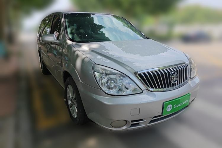 Used Buick GL8 2011 2.4L CT Comfort Edition Front Right 45 Deg
