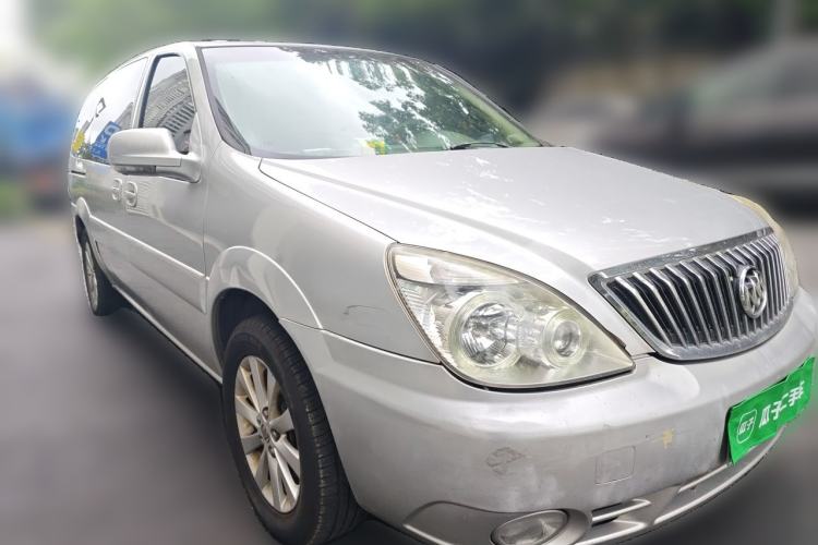 Used Buick GL8 2011 2.4L CT Comfort Edition Front Right 45 Deg