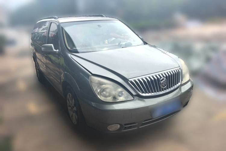 Used Buick GL8 2011 2.4L CT Comfort Edition Front Right 45 Deg