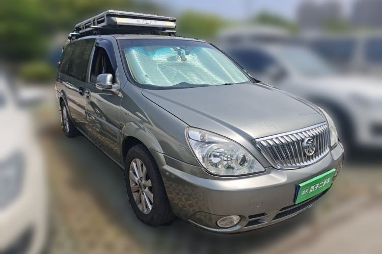 Used Buick GL8 2011 2.4L CT Comfort Edition Front Right 45 Deg