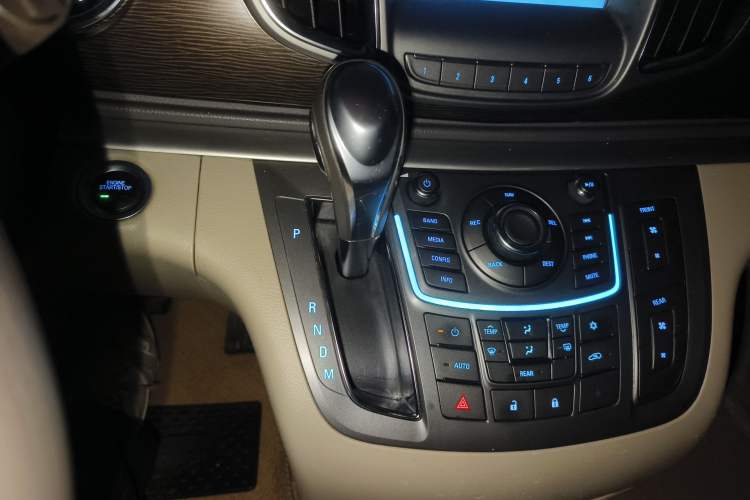 Used Buick GL8 2011 2.4L LT Luxury Business Executive Edition Gear Lever