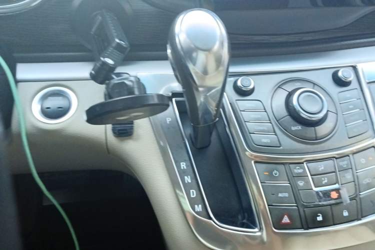 Used Buick GL8 2011 2.4L LT Luxury Business Executive Edition Gear Lever