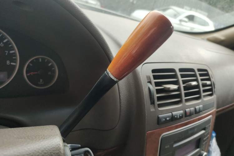 Used Buick GL8 2011 2.4L CT Comfort Edition Gear Lever