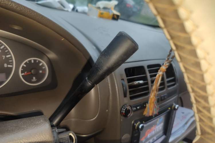 Used Buick GL8 2011 2.4L CT Comfort Edition Gear Lever