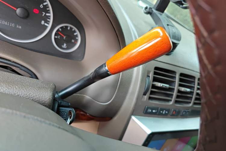 Used Buick GL8 2011 2.4L CT Comfort Edition Gear Lever