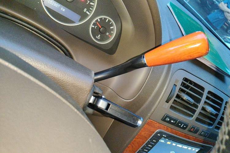 Used Buick GL8 2011 2.4L LT Executive Edition Gear Lever