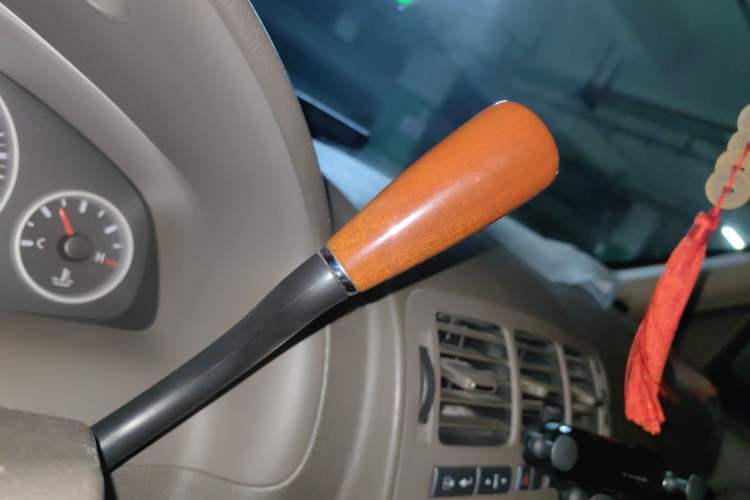 Used Buick GL8 2011 2.4L LT Executive Edition Gear Lever