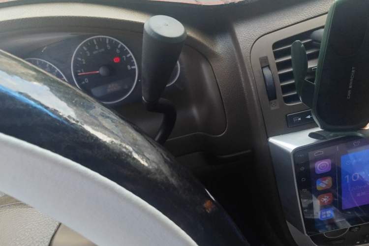 Used Buick GL8 2011 2.4L CT Comfort Edition Gear Lever