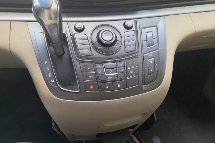 Used Buick GL8 2011 2.4L LT Luxury Business Executive Edition Gear Lever