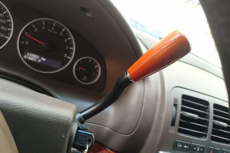 Used Buick GL8 2011 2.4L CT Comfort Edition Gear Lever
