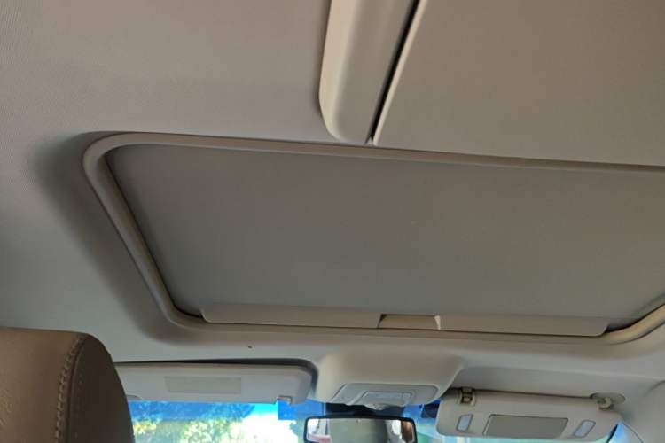 Used Buick GL8 2011 3.0L XT Luxury Business Flagship Edition Headliner