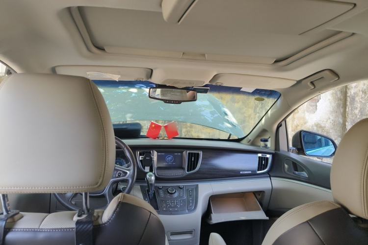 Used Buick GL8 2011 3.0L GT Luxury Business Haoya Edition Headliner