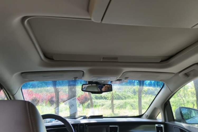 Used Buick GL8 2011 3.0L XT Luxury Business Flagship Edition Headliner