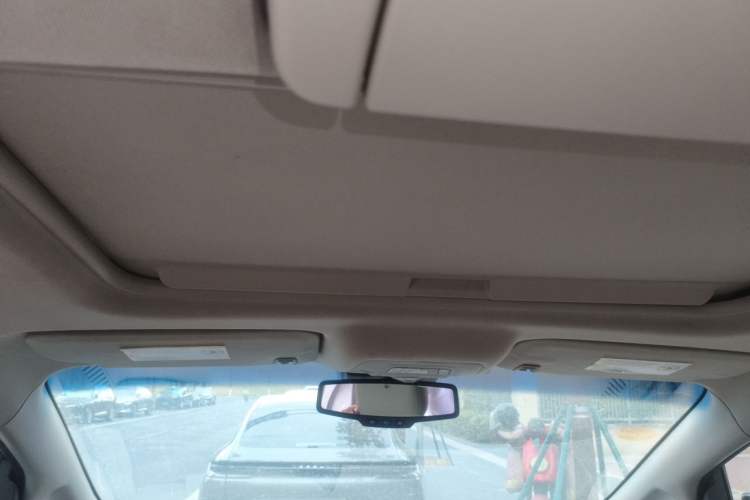 Used Buick GL8 2011 3.0L XT Luxury Business Flagship Edition Headliner