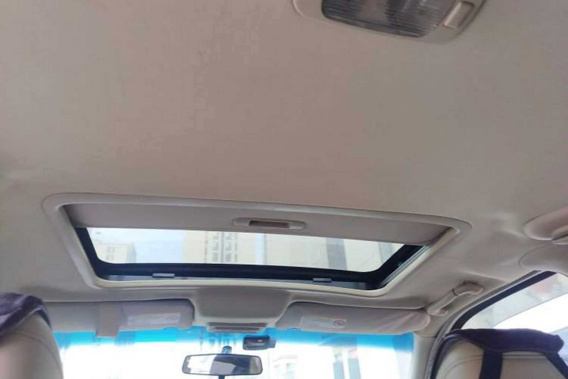 Used Buick GL8 2011 2.4L LT Executive Edition Headliner