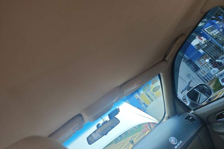 Used Buick GL8 2011 2.4L CT Comfort Edition Headliner