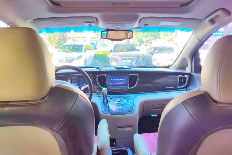 Used Buick GL8 2011 3.0L XT Luxury Business Flagship Edition Headliner