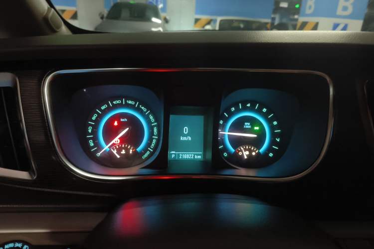 Used Buick GL8 2011 2.4L LT Luxury Business Executive Edition Instrument Cluster