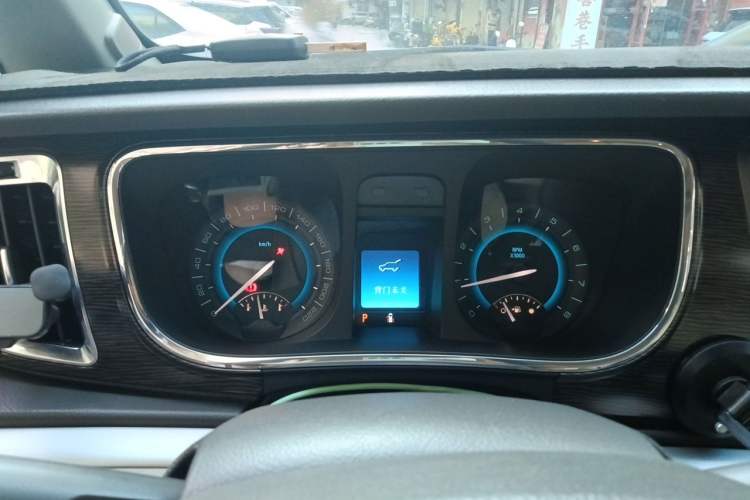 Used Buick GL8 2011 2.4L LT Luxury Business Executive Edition Instrument Cluster