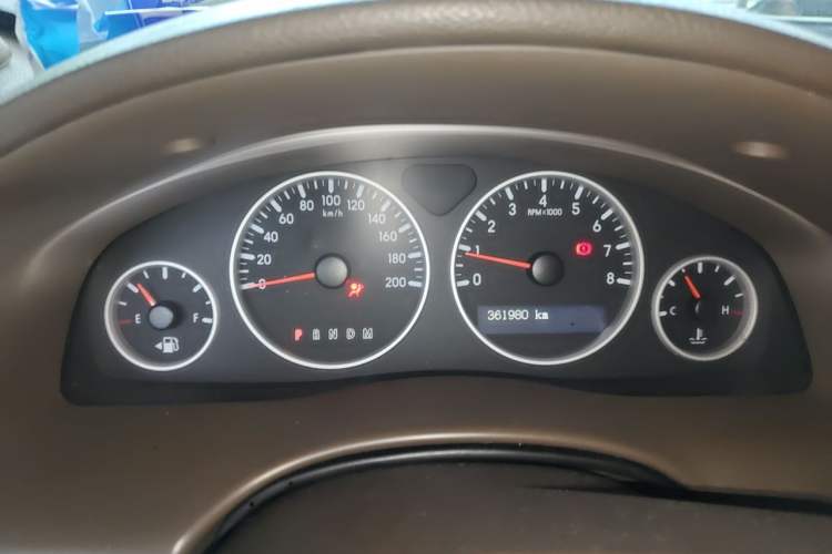 Used Buick GL8 2011 2.4L CT Comfort Edition Instrument Cluster