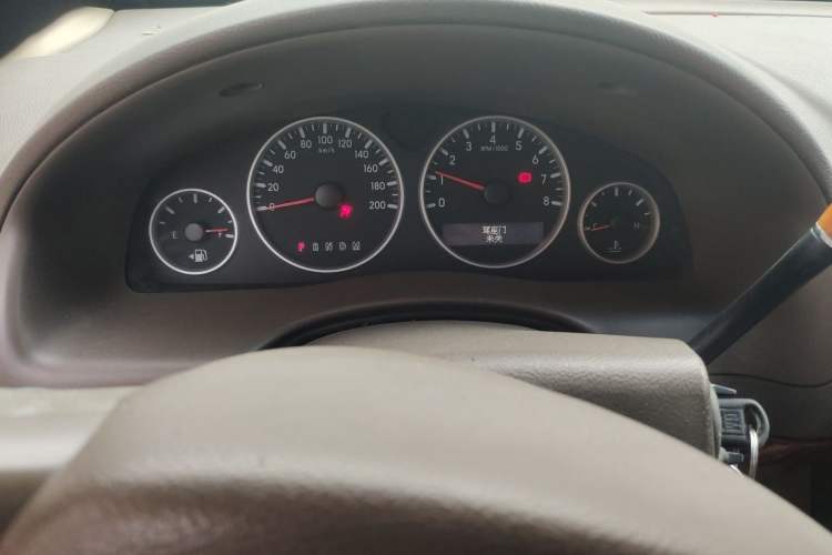 Used Buick GL8 2011 2.4L CT Comfort Edition Instrument Cluster