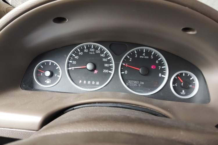 Used Buick GL8 2011 2.4L CT Comfort Edition Instrument Cluster