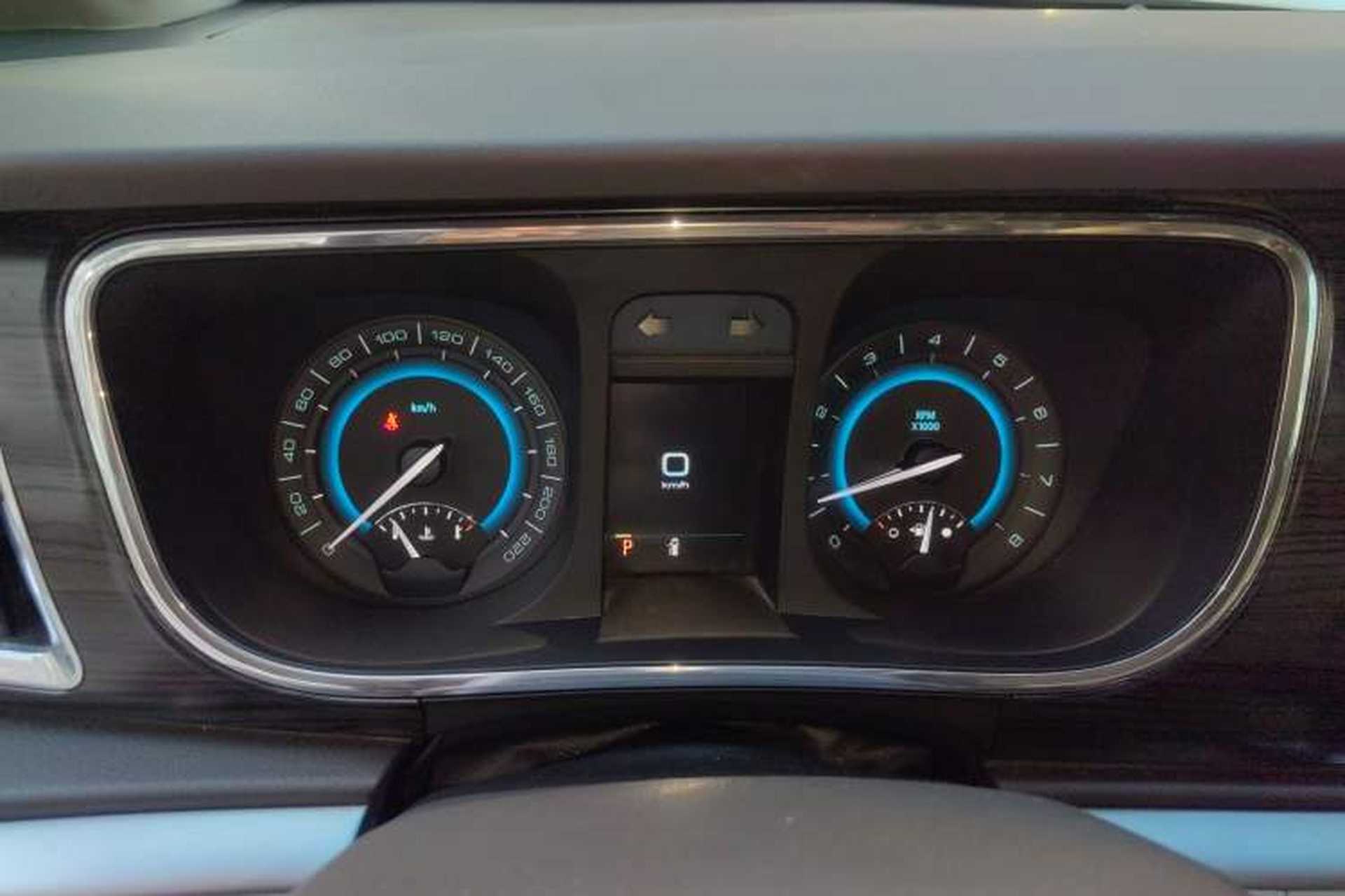 Used Buick GL8 2011 3.0L GT Luxury Business Haoya Edition Instrument Cluster