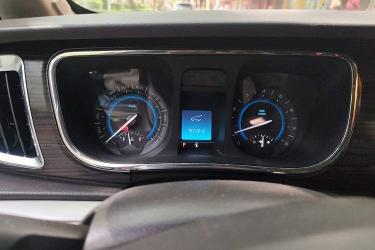 Used Buick GL8 2011 3.0L GT Luxury Business Haoya Edition Instrument Cluster